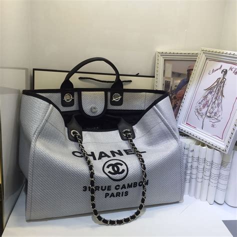 bolsa chanel original y replica|bolsas chanel pre owned.